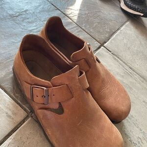 Birkenstock Brown Leather London Shoes. good used condition.